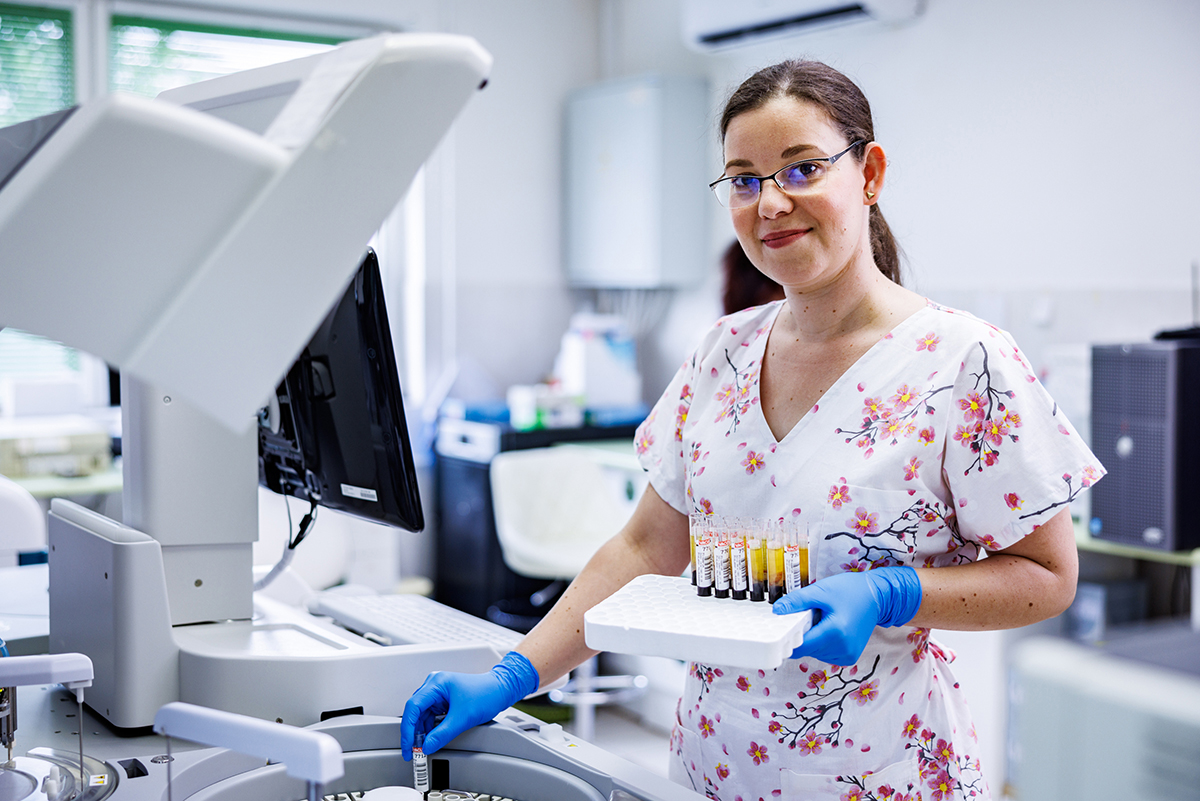 Prolabor főoldal header